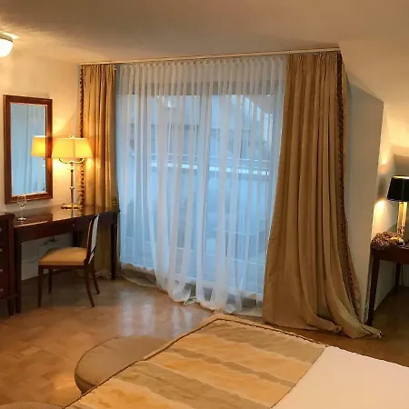 Dream Station - In Zentrum Sued 莱比锡