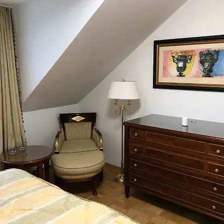 Dream Station - In Zentrum Sued